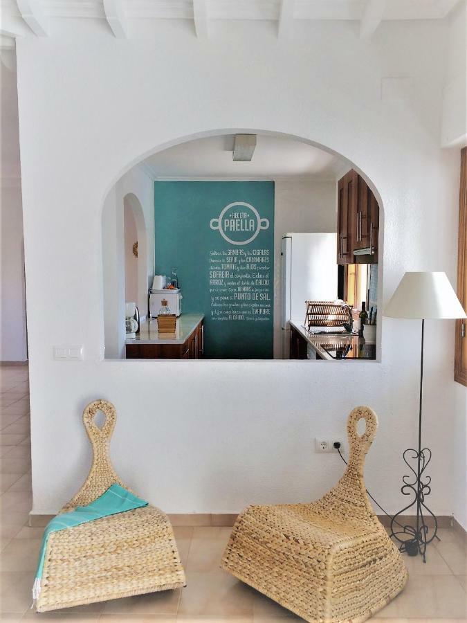 Spacious Refreshing Apt 7Min Walk 2 Beach Or Shops Punta Prima  Exterior foto