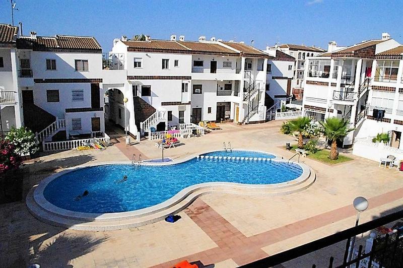 Spacious Refreshing Apt 7Min Walk 2 Beach Or Shops Punta Prima  Exterior foto